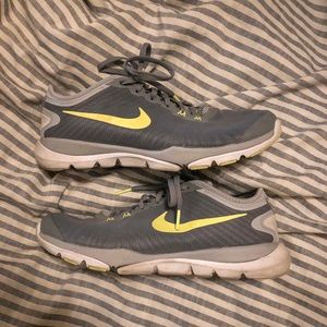 Nike Flex Supreme TR 4 Women's Training Shoe